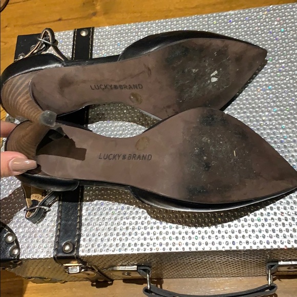 Lucky brand pumps with ankle strap - Picture 4 of 4